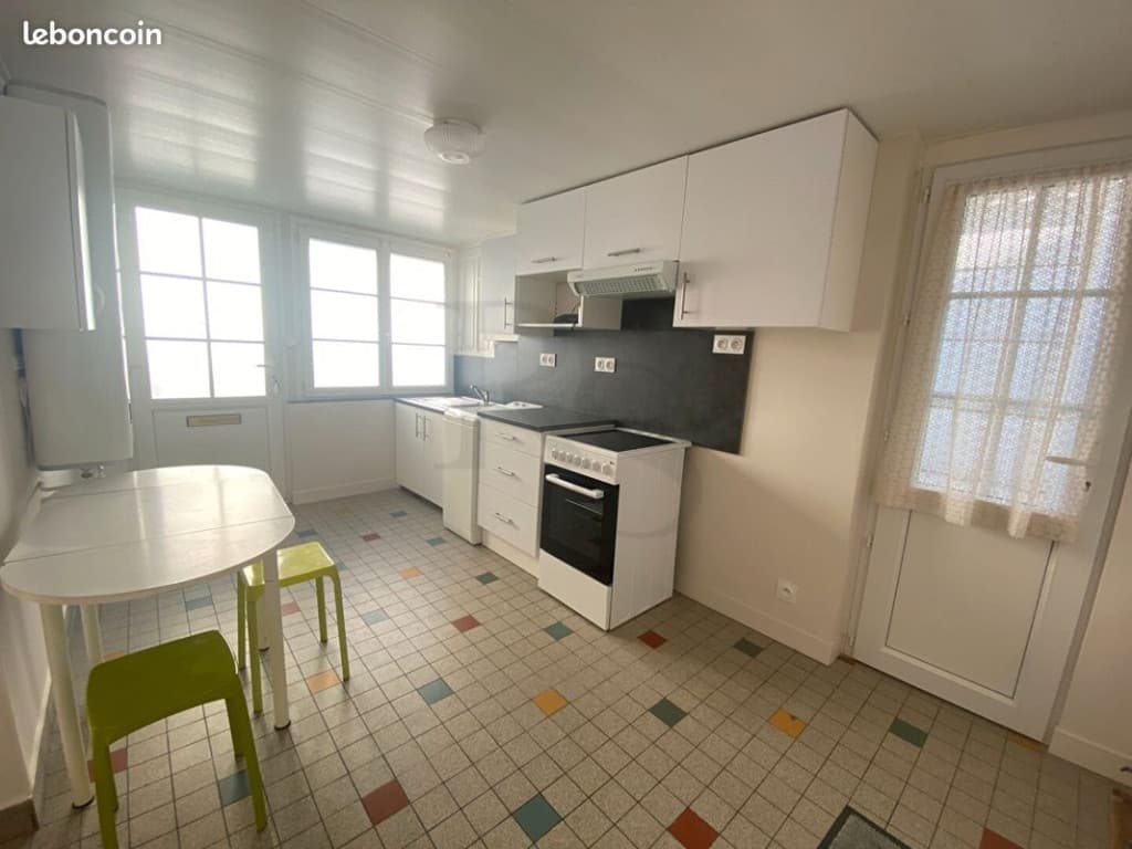 Studio 1 pièce 31 m²