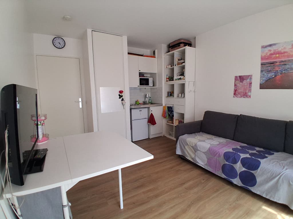 Studio 1 pièce 19 m²