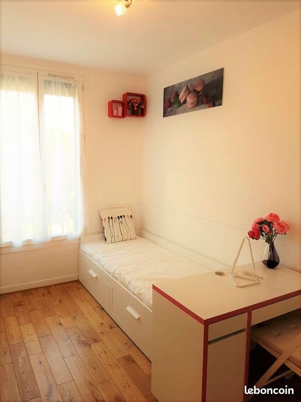 Studio meublé RER B BAGNEUX