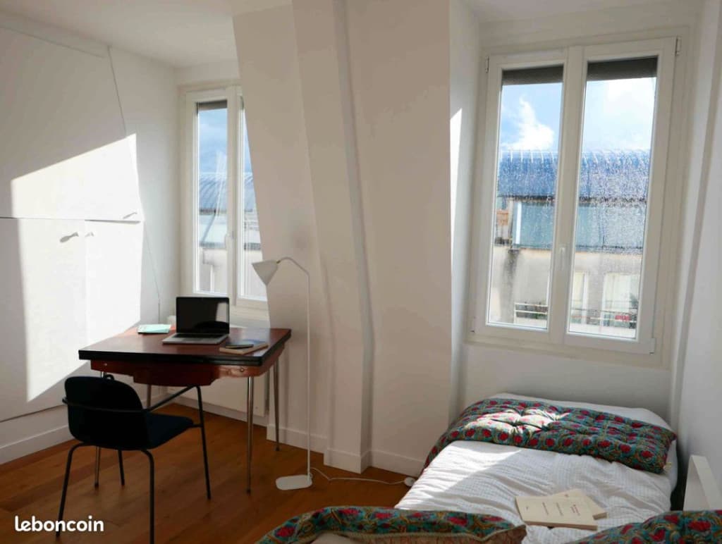 Joli studio à Belleville