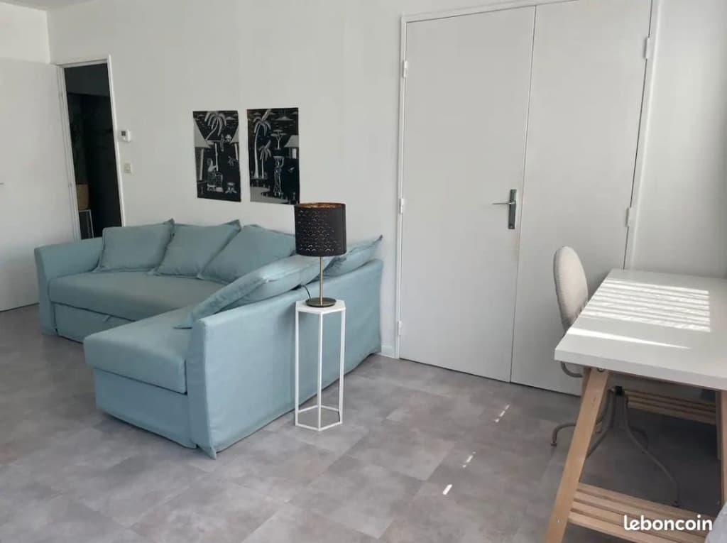 2 pièces au mois 45m2 avec terrasse
