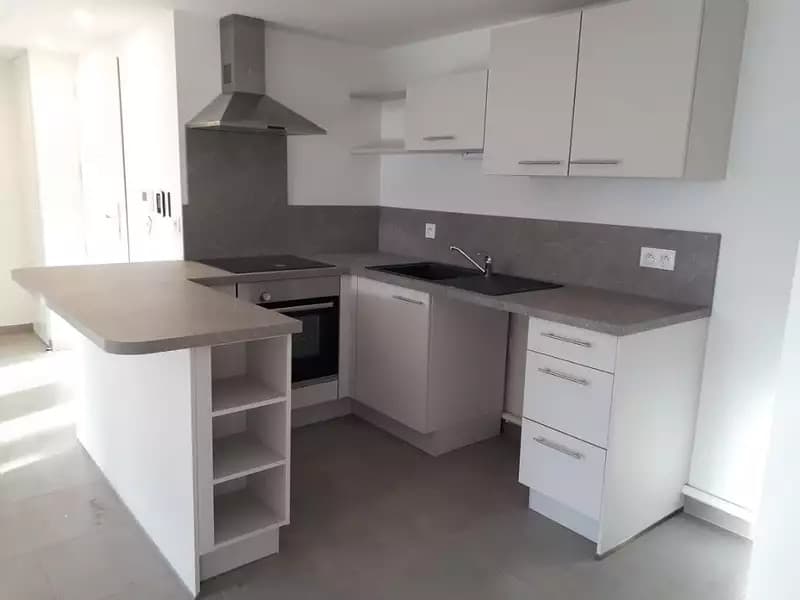 Location appartement 2 pièces 64 m² Antony (92160) - Superimmo
