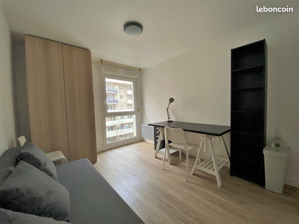 Studio 1 pièce 18 m²