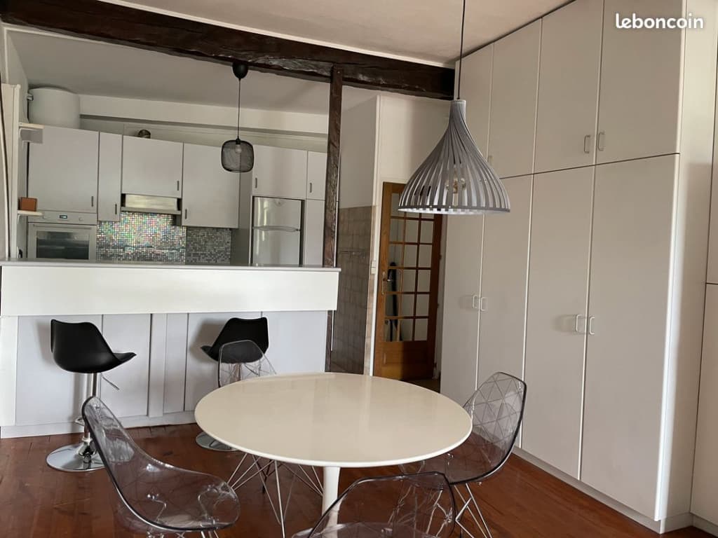 Location appartement quai Perriere T1bis