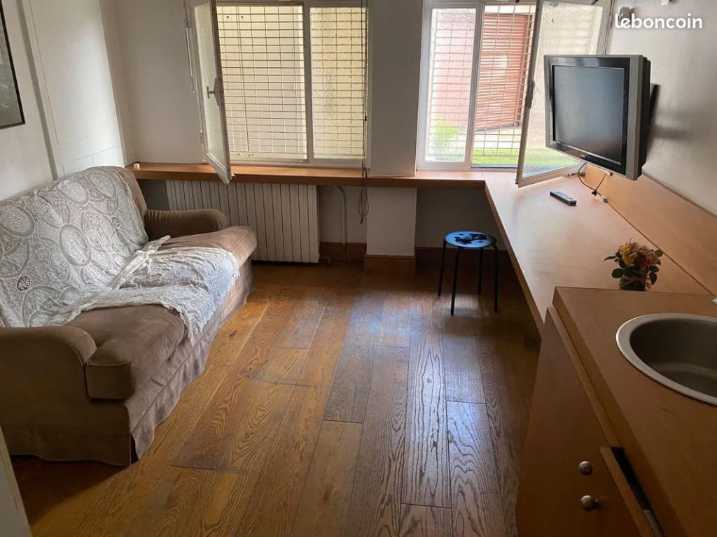 Studio 1 pièce 15 m²