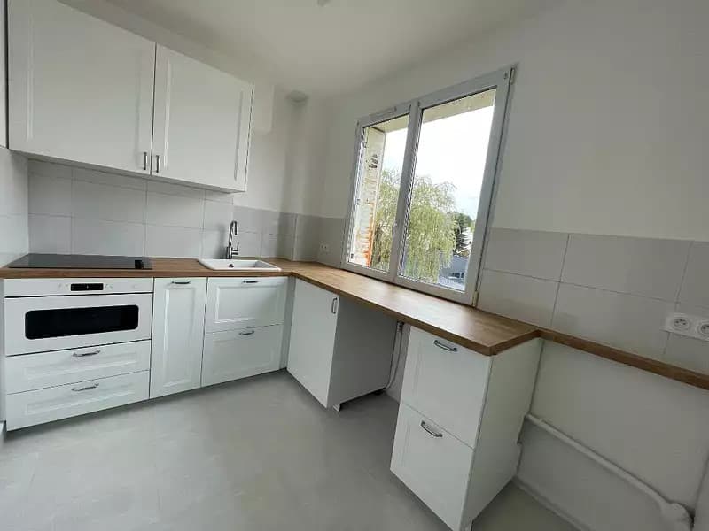Location appartement 3 pièces 55,38 m² Vaucresson (92420) - Superimmo