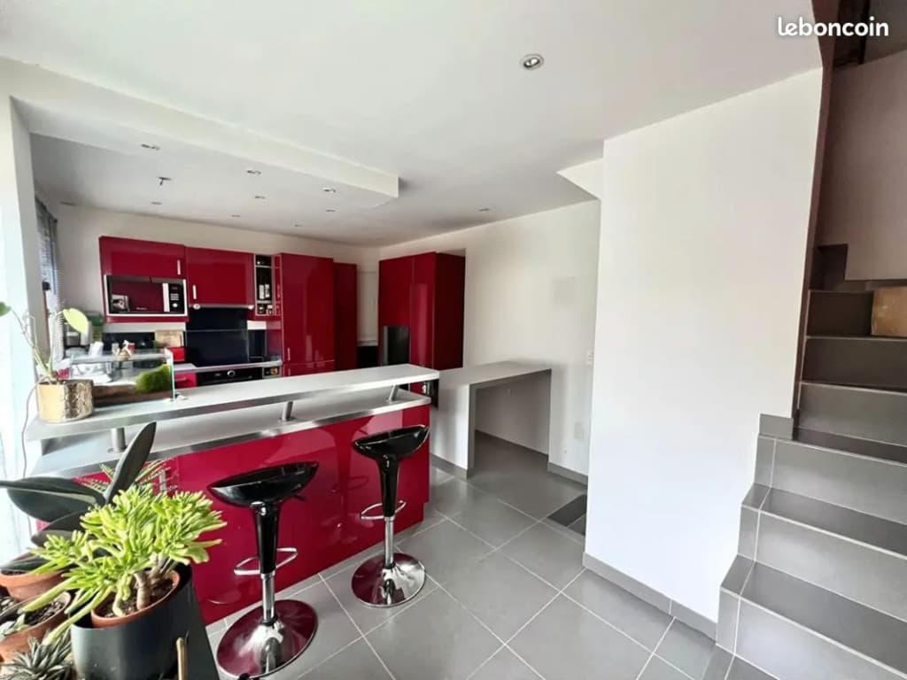 Appartement T2 Triplex avec terrasse