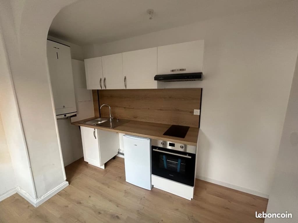 Studio 1 pièce 26 m²