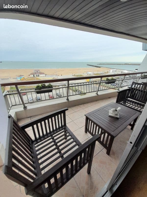 Location Calais face mer