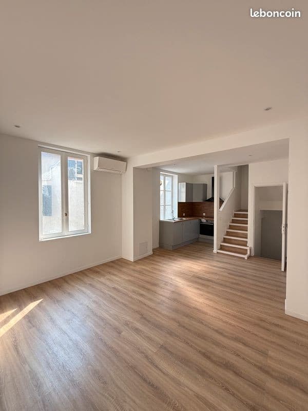 Appartement T4 en duplex de 78 m² entièrement rénové