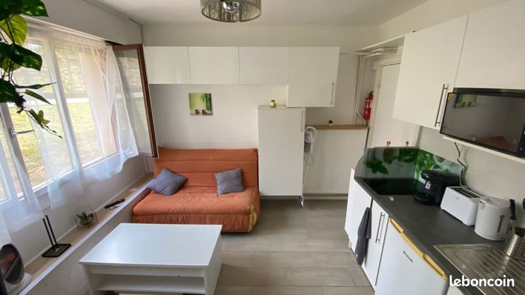 Studio 12,5m2 en rez-de-jardin