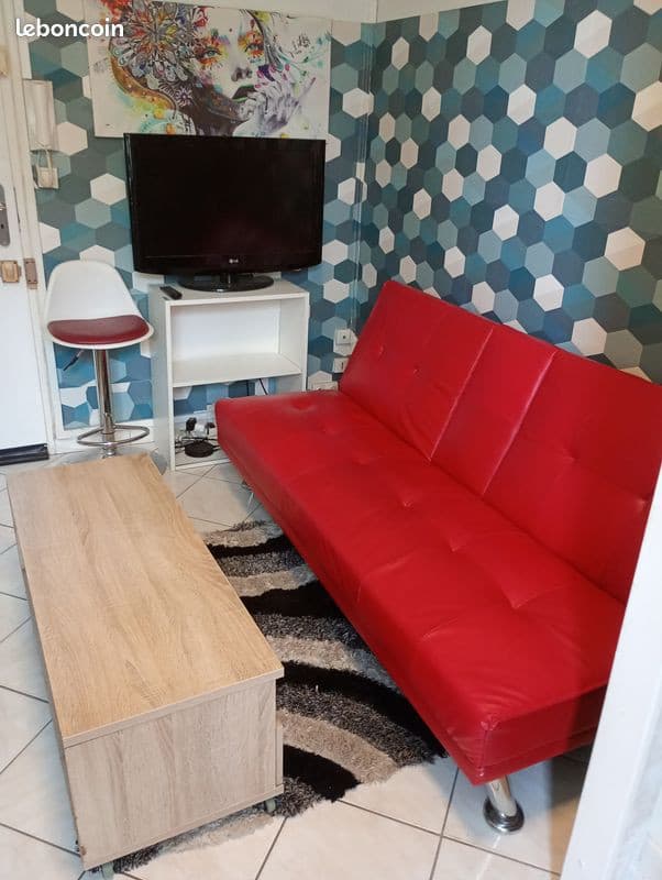 A louer une Studette toute équipée à Maisons-Laffitte 570 /mois Charges comprises