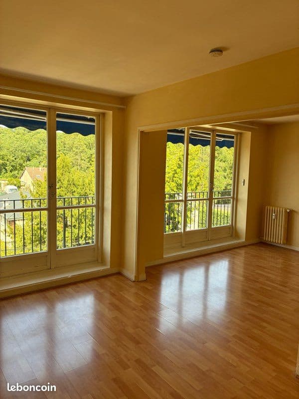 Appartement 66 m2 / 15 min RER/ 1390