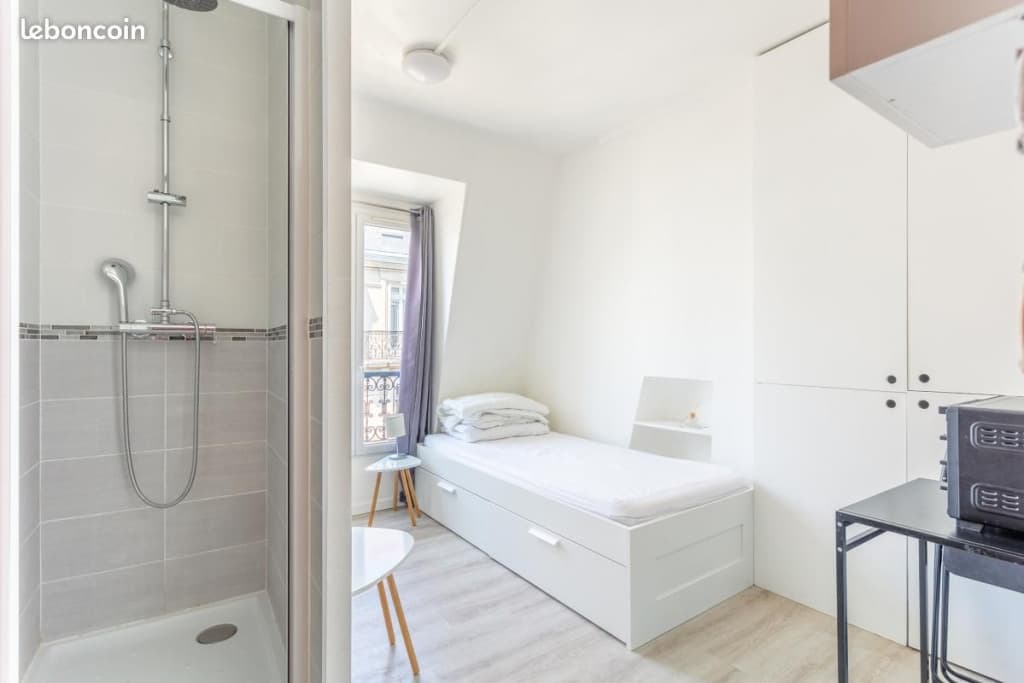 Studio 1 pièce 9 m²