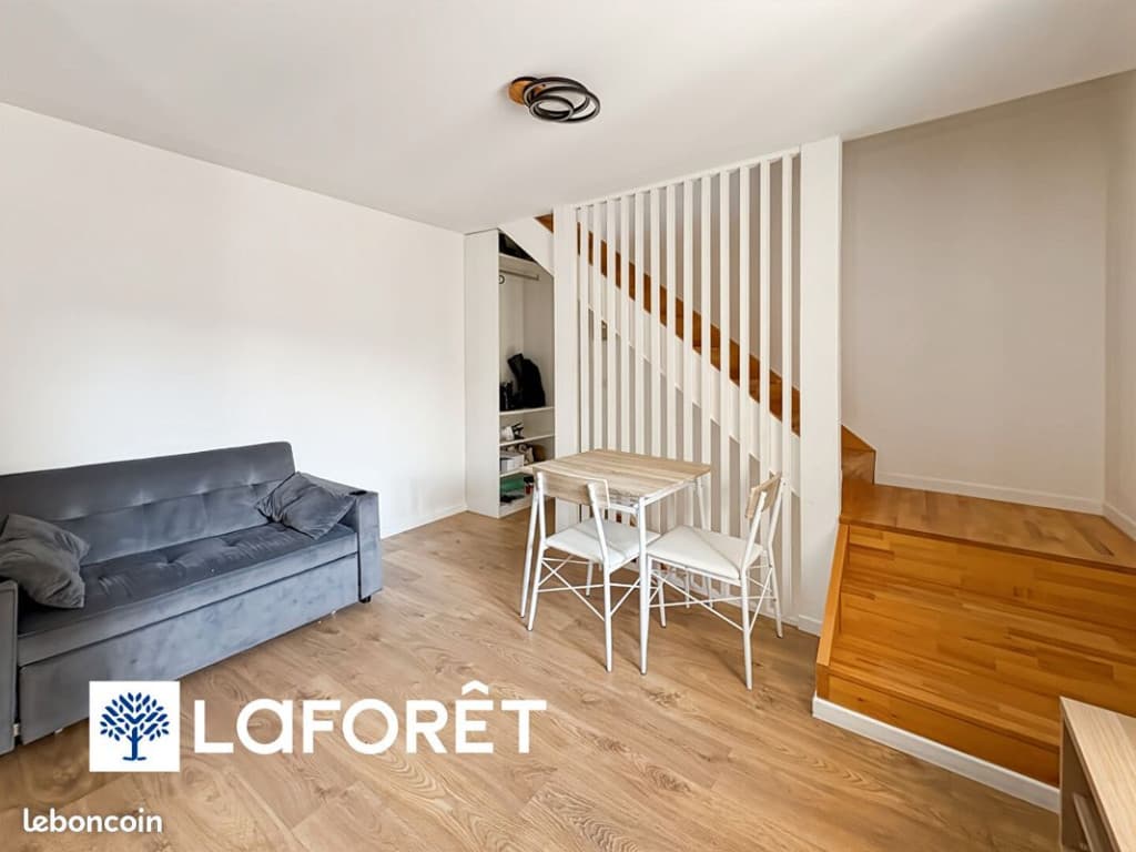 Studio 1 pièce 19 m²