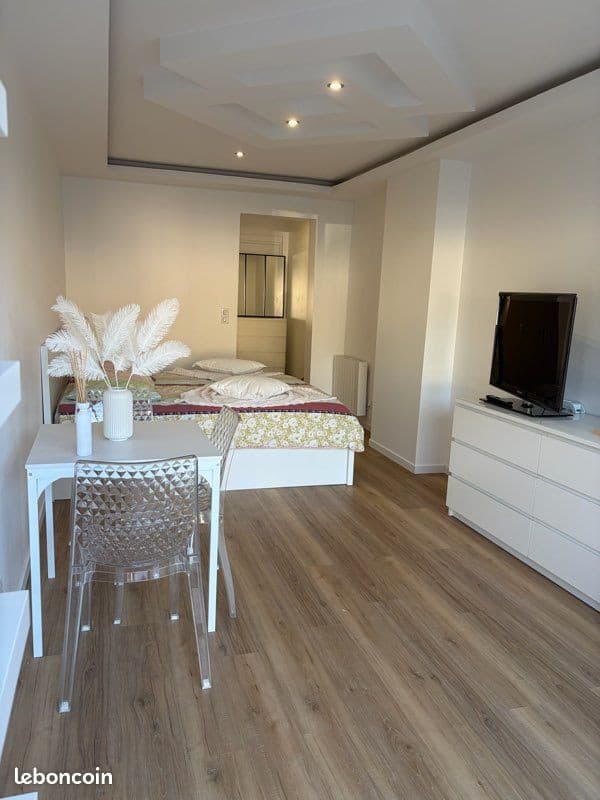 Studio meublé