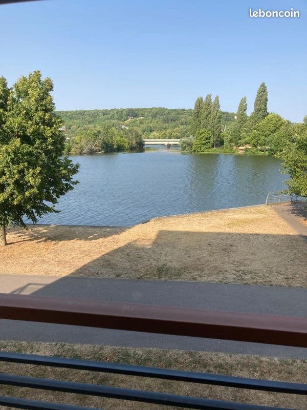 Bel appartement en bord de Seine