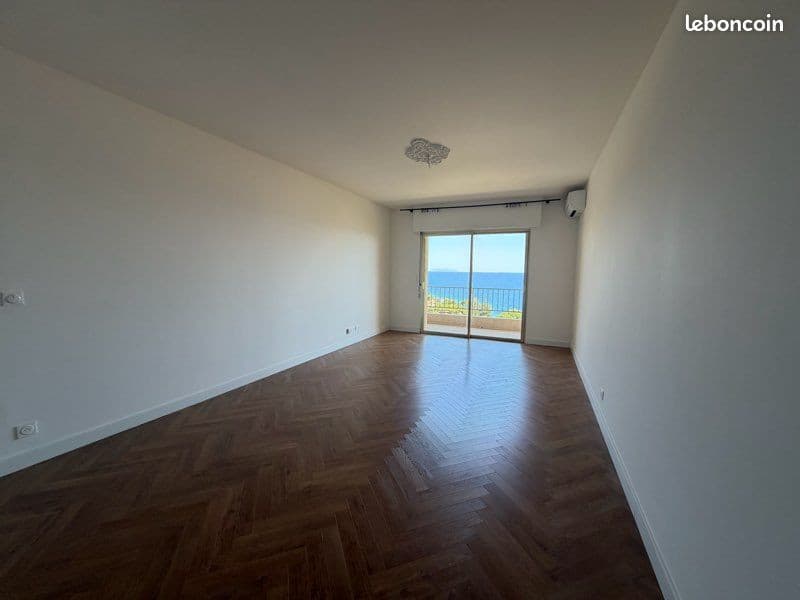 Appartement T3 avec terrasse et parking à PIETRANERA