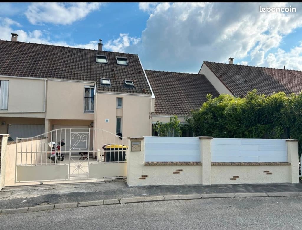Etage de 28 m2 en pavillon