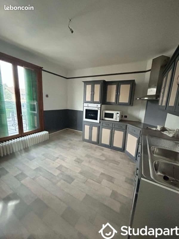 Appartement 6 pièces 64 m²