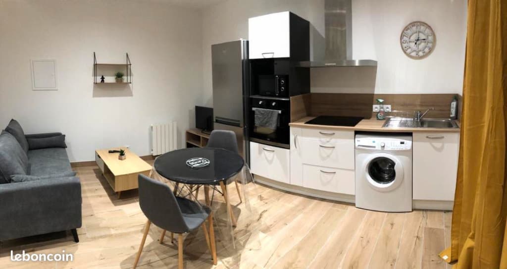 Maison meublée — Centre-ville Mayenne — 530 /mois CC