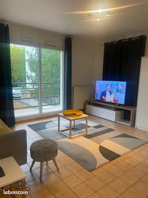 À louer - T3 lumineux 63 m' avec balcon, box - Guyancourt Villaroy