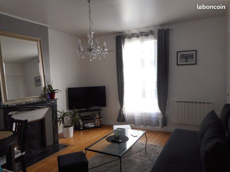 Grand f2 55m2 Centre ville