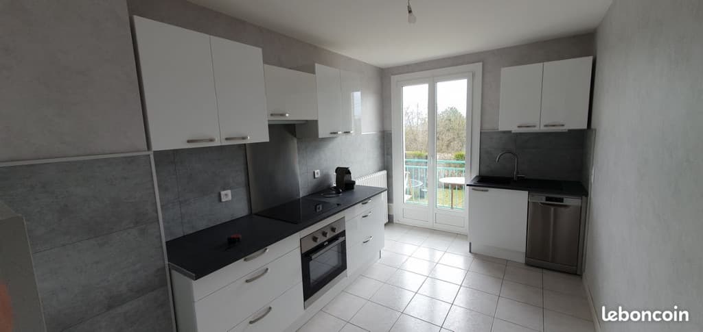Location F4 dans petite copropriété BESANCON