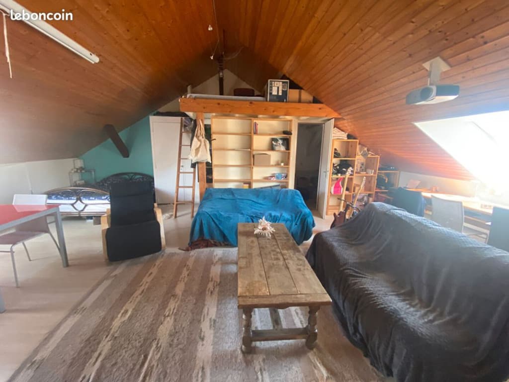 Studio 1 pièce 31 m²