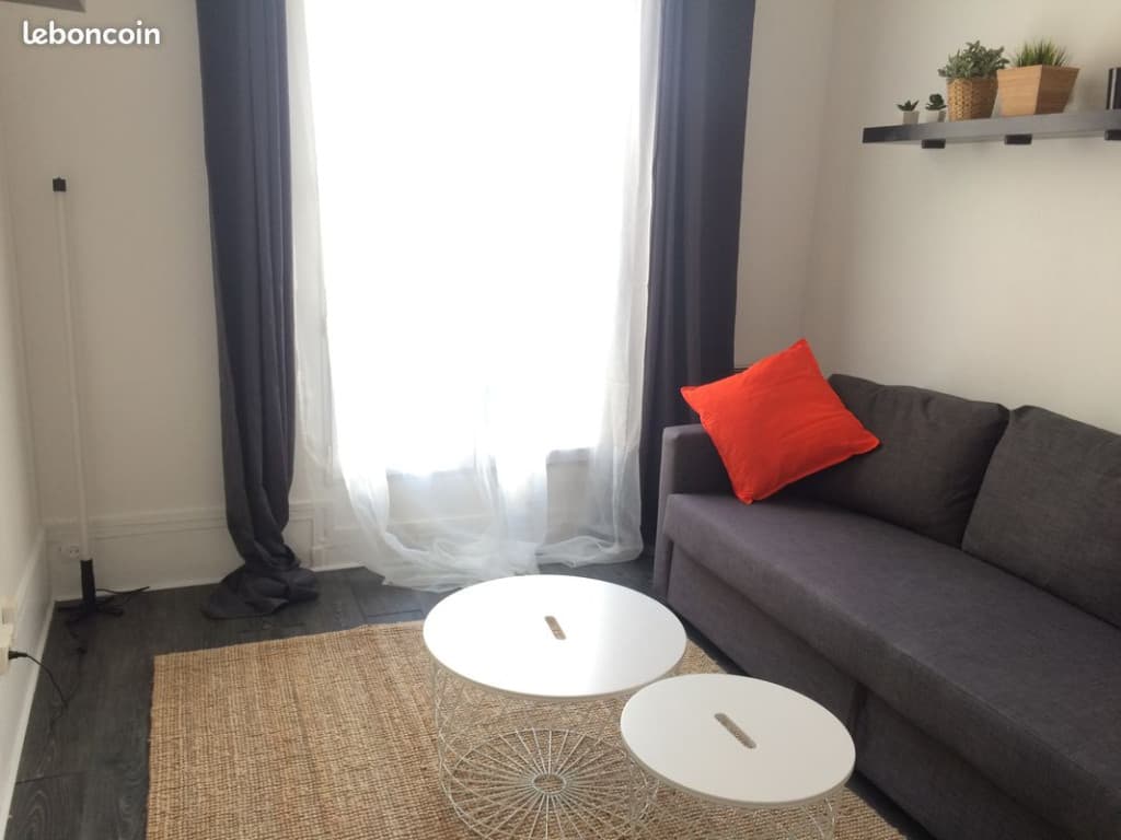 Studio 1 pièce 24 m²