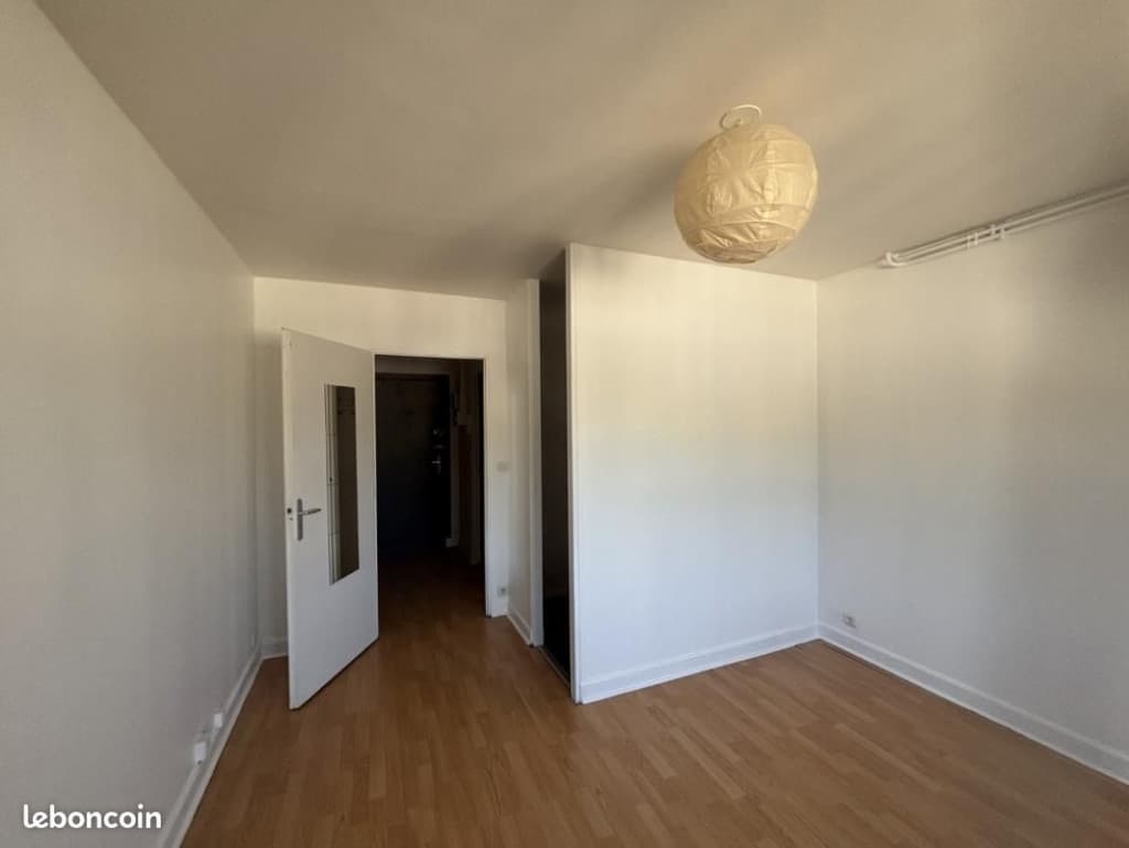 Studio 1 pièce 22 m²