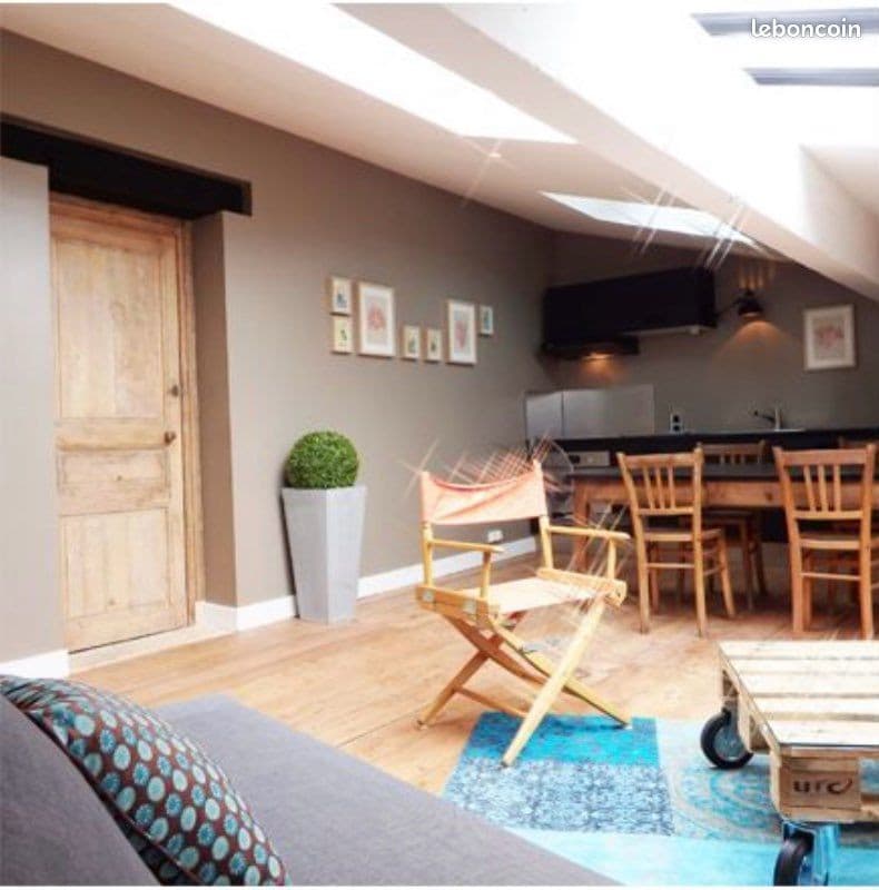 Appartement rénové Dernier Étage - Jardin Public - 64M2