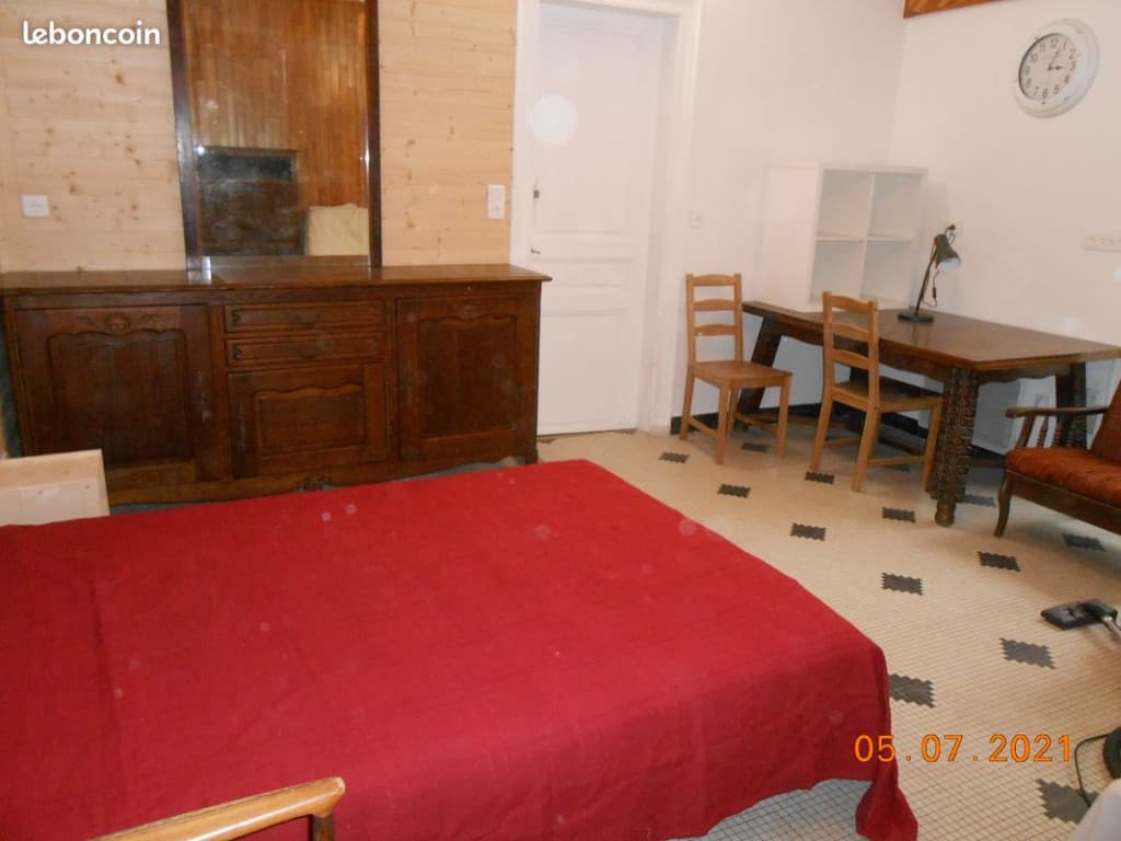 Appartement 1 piece 35m2 Bordeaux lycée Camille Jullian