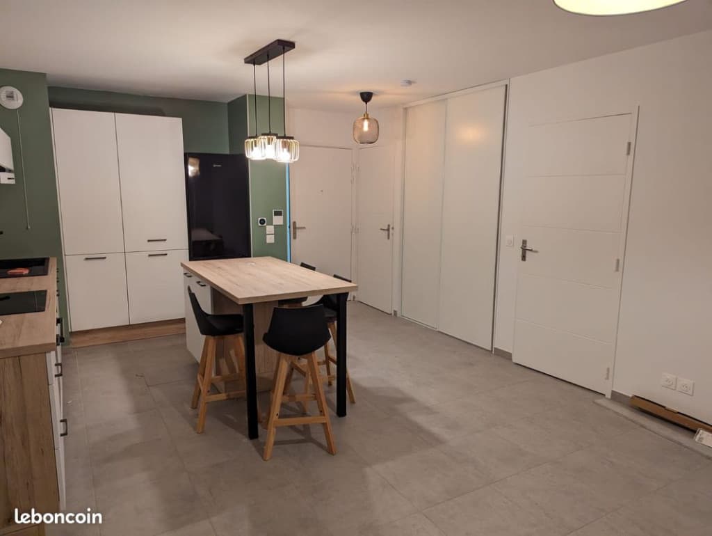 T2 récent de 44 m2 avec grande terrasse et garage – Frangy (74270)
