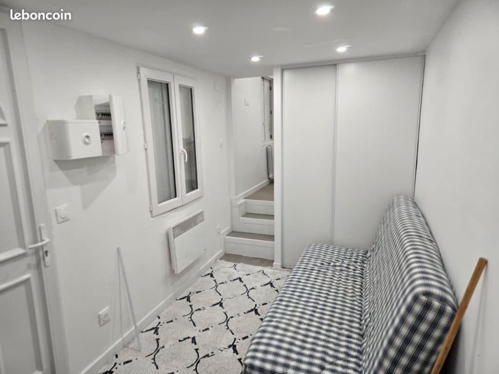 Appartement meublé de 18 m² avec terrasse privative