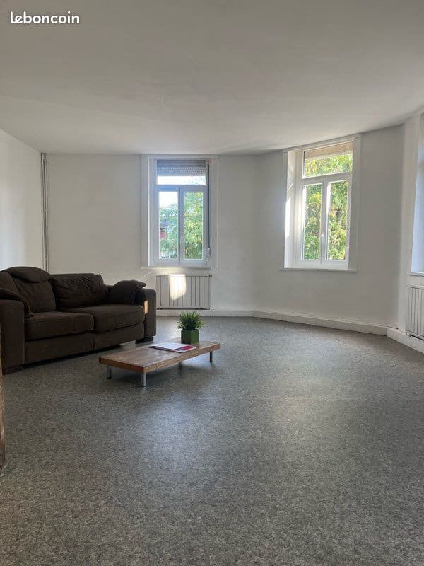 Appartement 3 pièces 106 m² étage 1