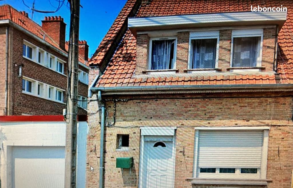 Maison semi mitoyenne centre ville