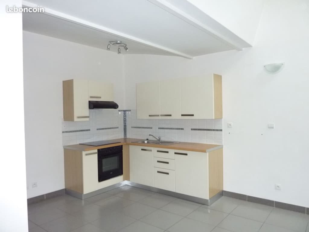 DENAIN APPART F2Bis 60m² 1er étage + parking