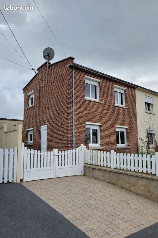 Maison 3 chambres avec garage – Quartier calme – Masnières
