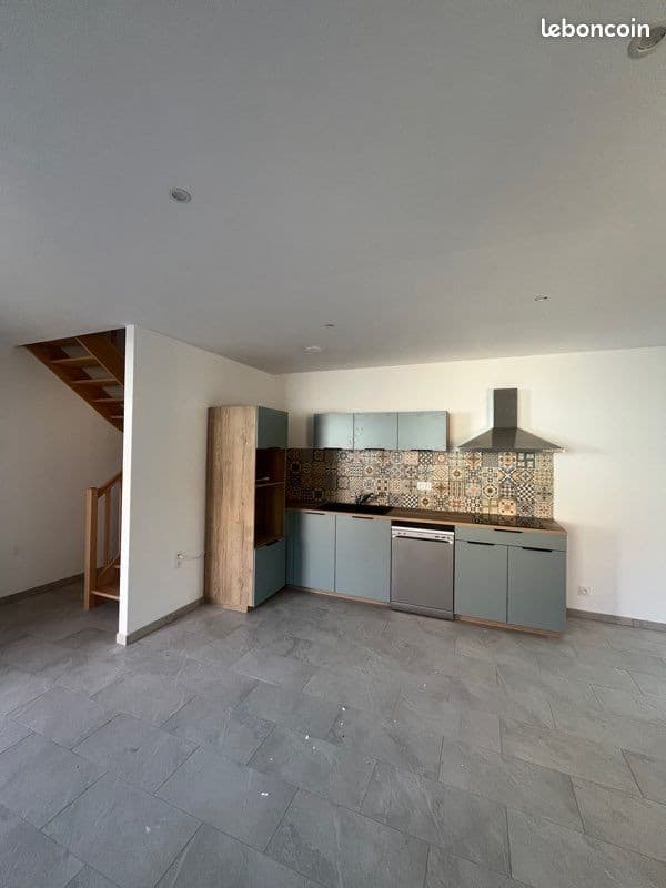 Maison de village rénovée à neuf à louer