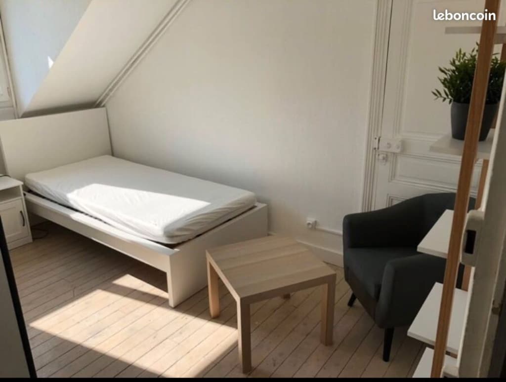 Studette Hypercentre de tours