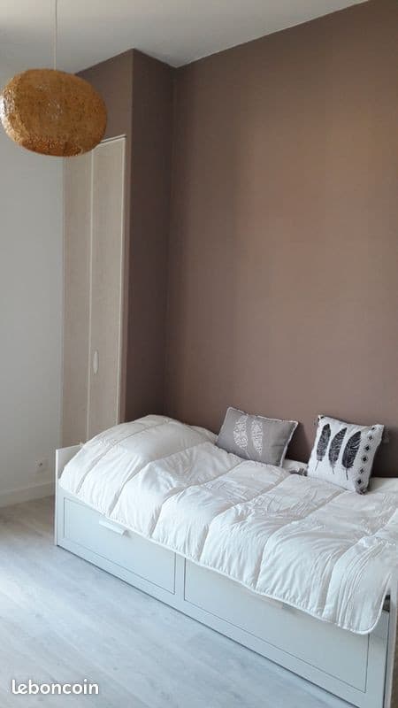 Loue studio meublé