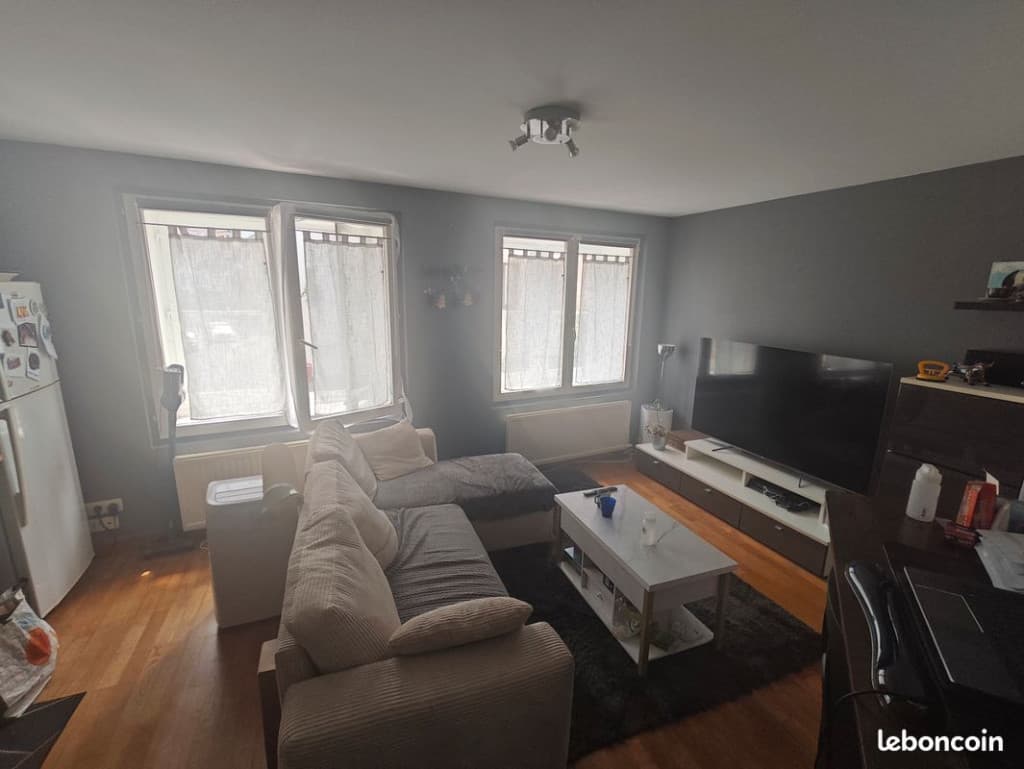 Location appartement f3 avec terrasse centre ville