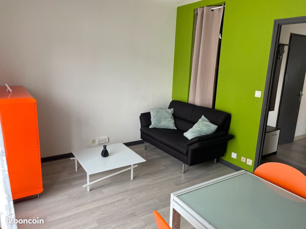 F1 bis 33m2 Meublé avec balcon Montbéliard Centre Réf.F04