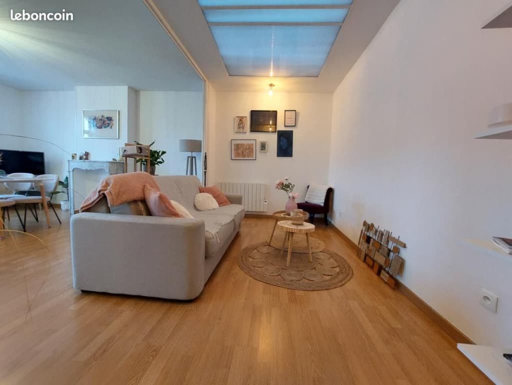 Appartement 2 pièces 64 m²