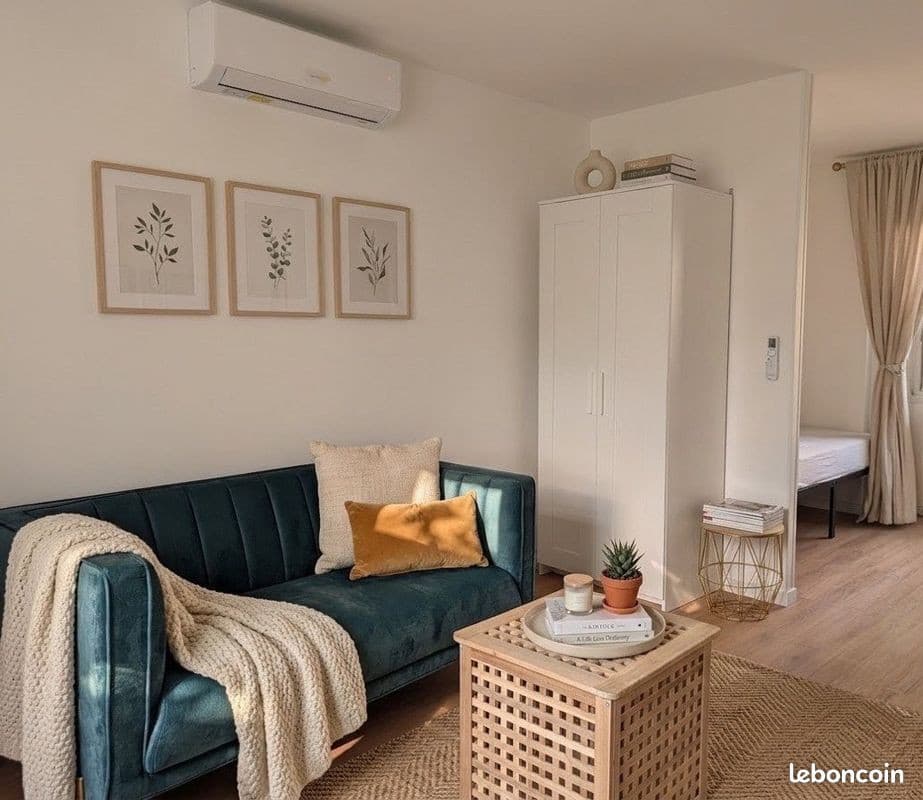 Studio 22 m² avec terrasse privative