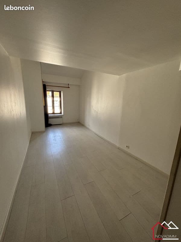 Studio 1 pièce 16 m²