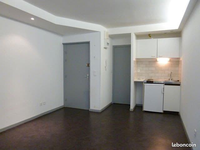 Studio 1 pièce 22 m²