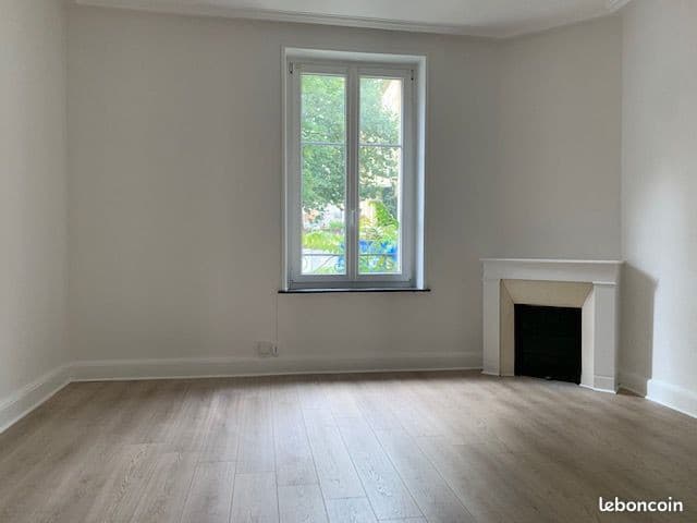 Studio 1 pièce 33 m²