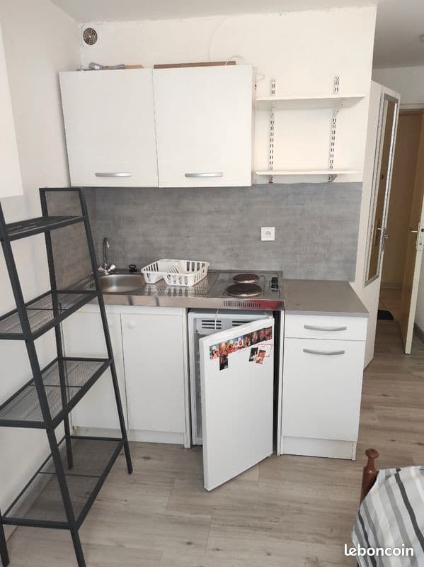 Location studio 13 M2 a Reims farman